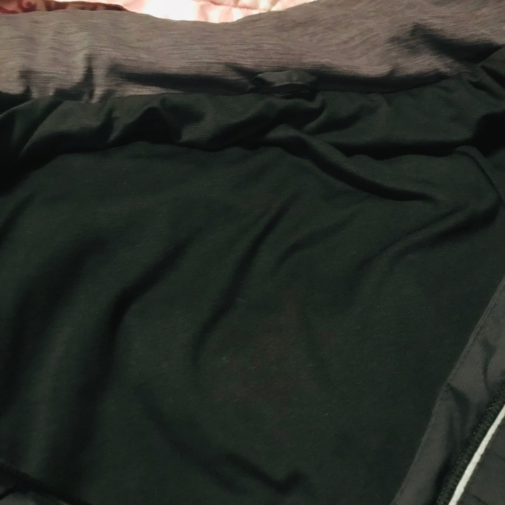 RARE Lululemon Back on Track Jacket 6 - Picture 3 of 8